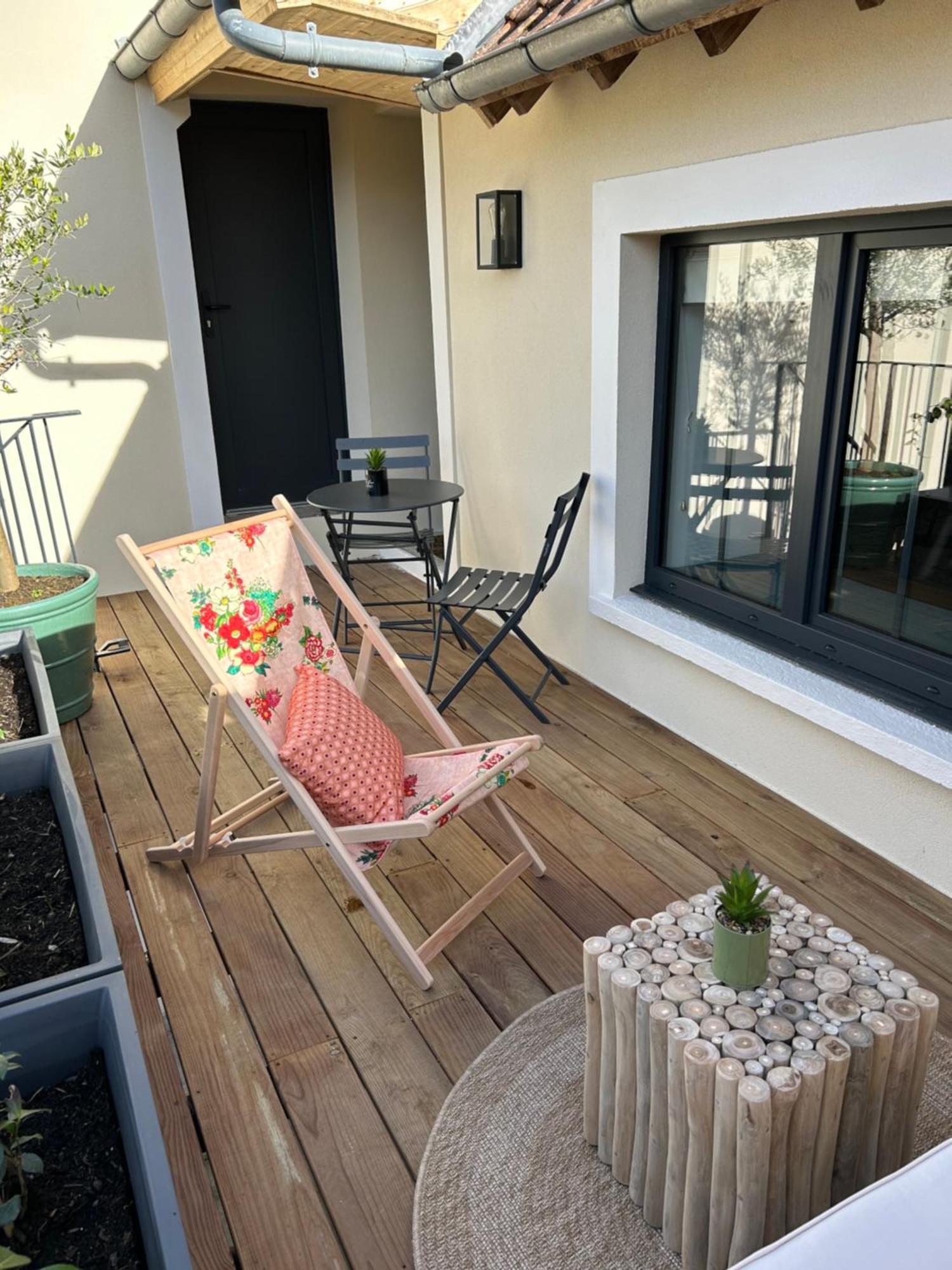 Les Cottages De Carine Saint-Marcel  Exteriör bild